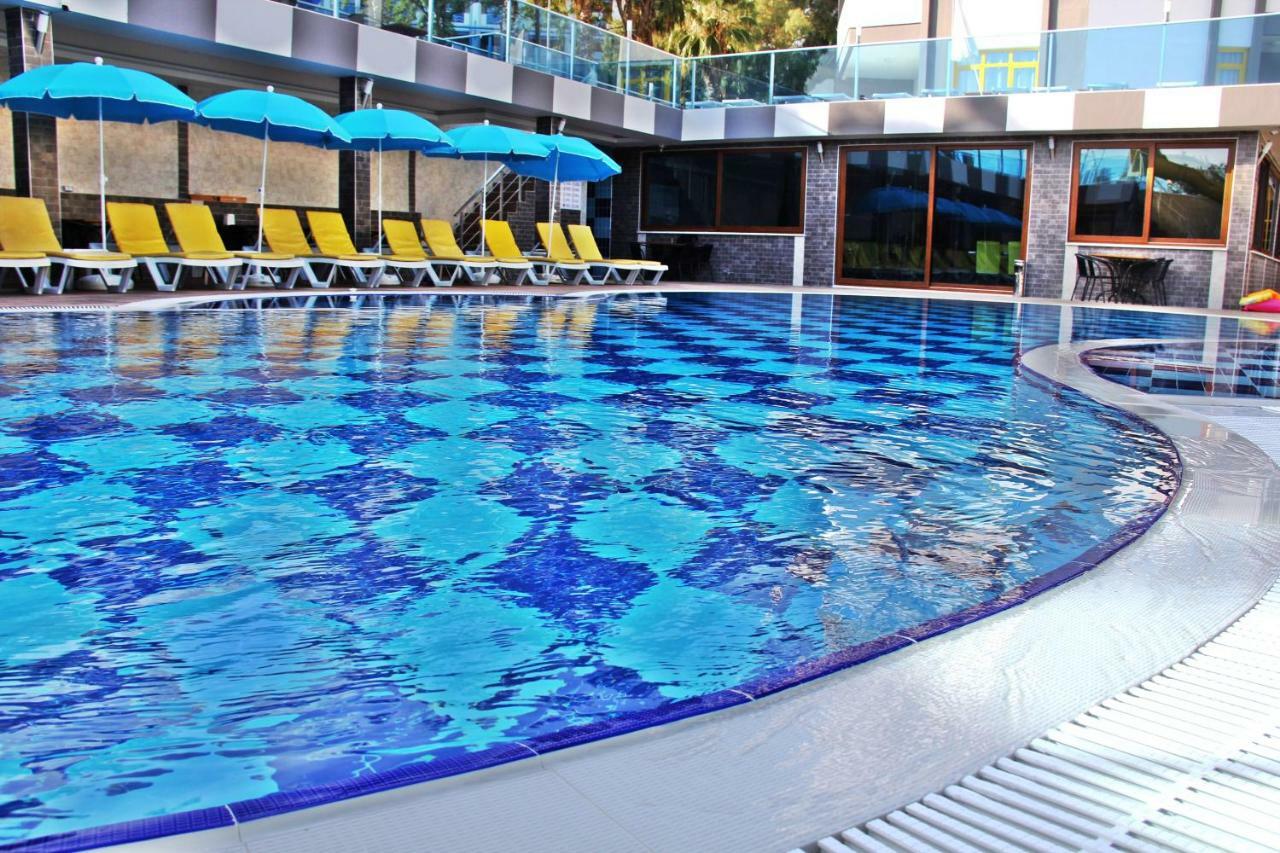 Hotel Vella 3*