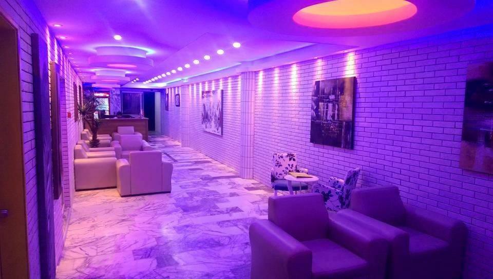 Vella Hotel
